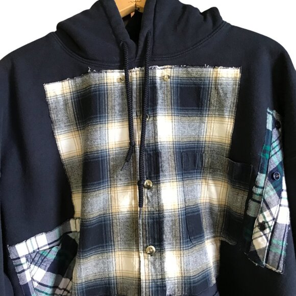 Grunge Patchwork Hoodie, XL: Upcycled Oversized Navy Sweatshirt, Campus Style - Picture 7 of 11